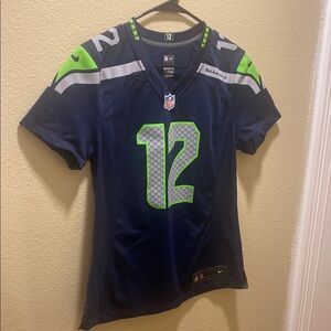 Women’s Seahawks Nike Blue and Green Football Jersey size medium